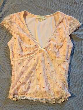 Light Pink Lace Floral V-Neck Baby Tee